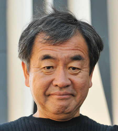 隈　研吾